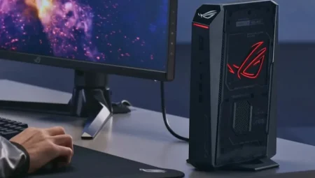 GeForce RTX 5080 ve 24 çekirdekli işlemciyle gelen Asus ROG NUC 2025 performans sınırlarını zorluyor
