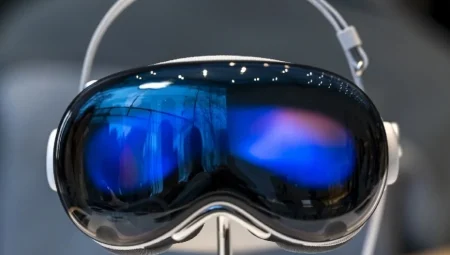 Apple Vision Pro 2 ile iki farklı model kullanıcılara sunulacak: Uygun fiyatlı ve profesyonel seçenekler geliyor!